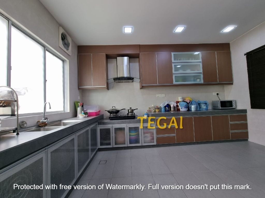 1ba84879-3dfd-44d6-ac21-cb170a4209dc