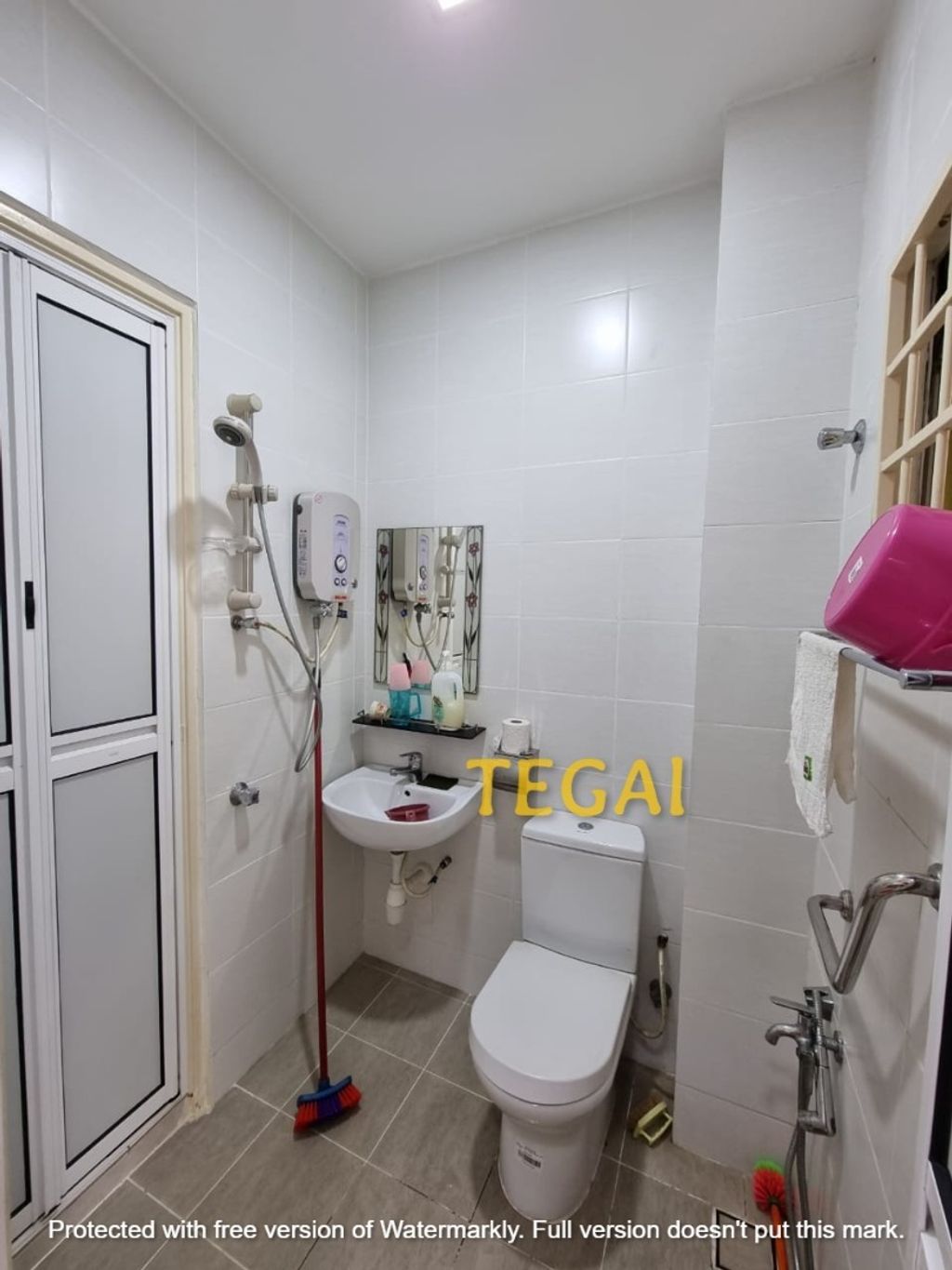 0ea174b3-b78b-4f76-a9a2-6de50497ad5c