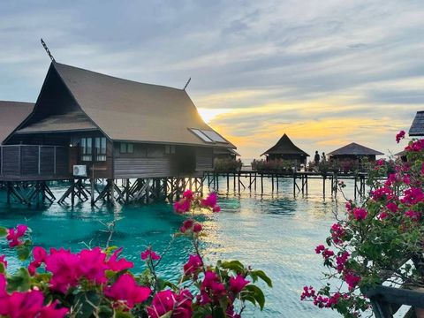 0203s12000a69gaguE7F8_W_1280_853_R5_Q70