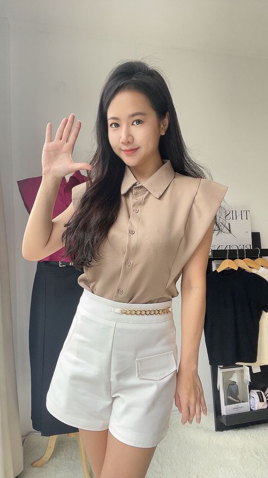 Hi YES Is me EVE! see u in www.elegantee.my | Elegantee