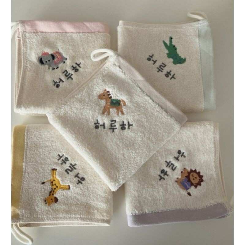 sg-11134201-7rd4i-lwelz9716g2557