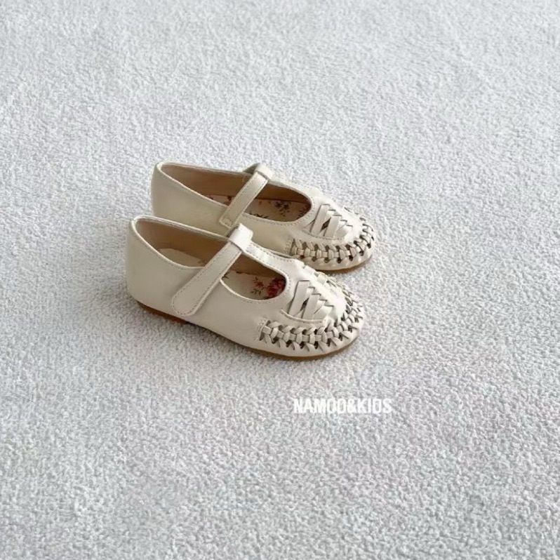 tw-11134207-820lc-ml4bfvmvm4n889