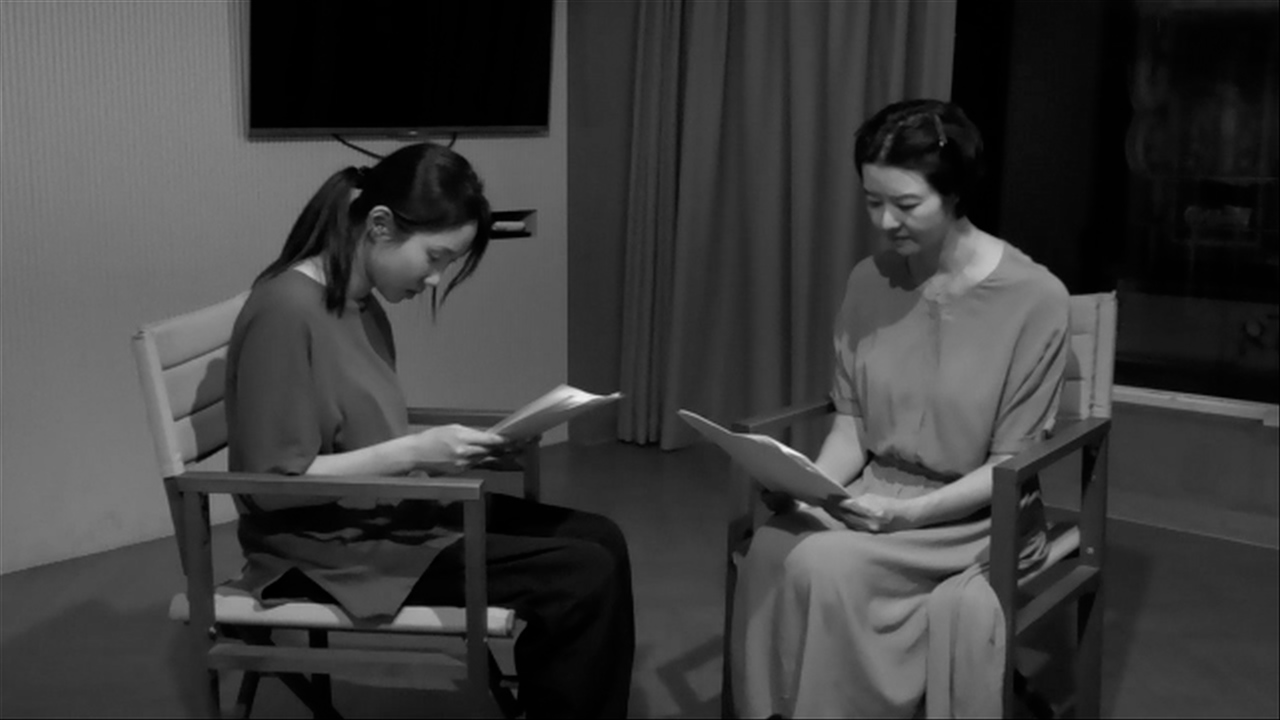 01. Main_THE DAY SHE RETURNS_Park Miso_Song Sunmi_© Jeonwonsa Film Co. All Rights Reserved
