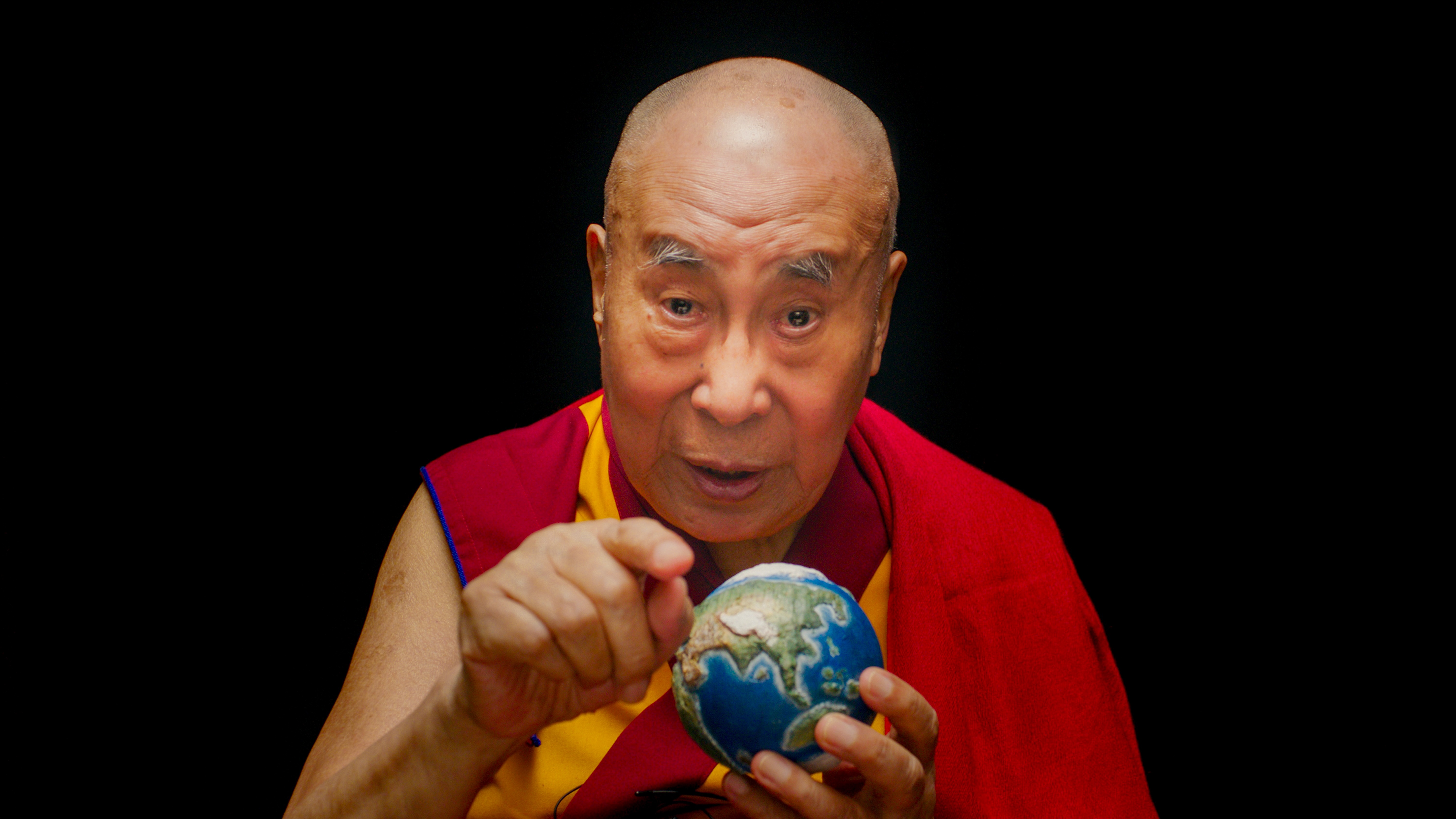 01_WISDOM OF HAPPINESS_DALAI LAMA_Copyright Das Kollektiv GmbH