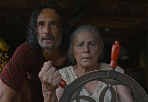 THE_BLUE_TRAIL_Still_2┬®Guillermo_Garza_Desvia