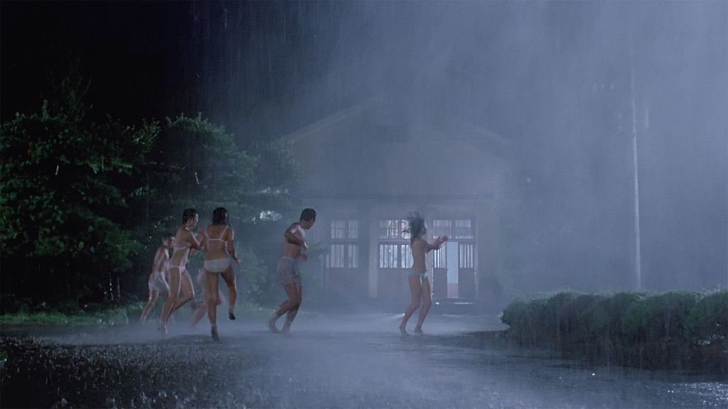 颱風俱樂部劇照3