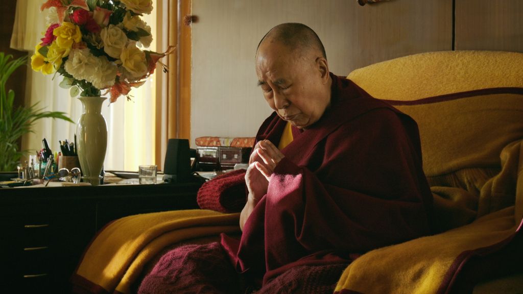 15_WISDOM OF HAPPINESS_The Dalai Lama in meditation_Copyright Das Kollektiv GmbH