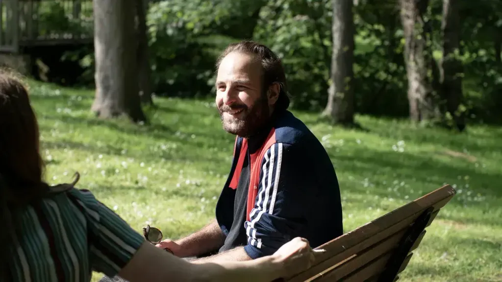 176525730246961_P33916944