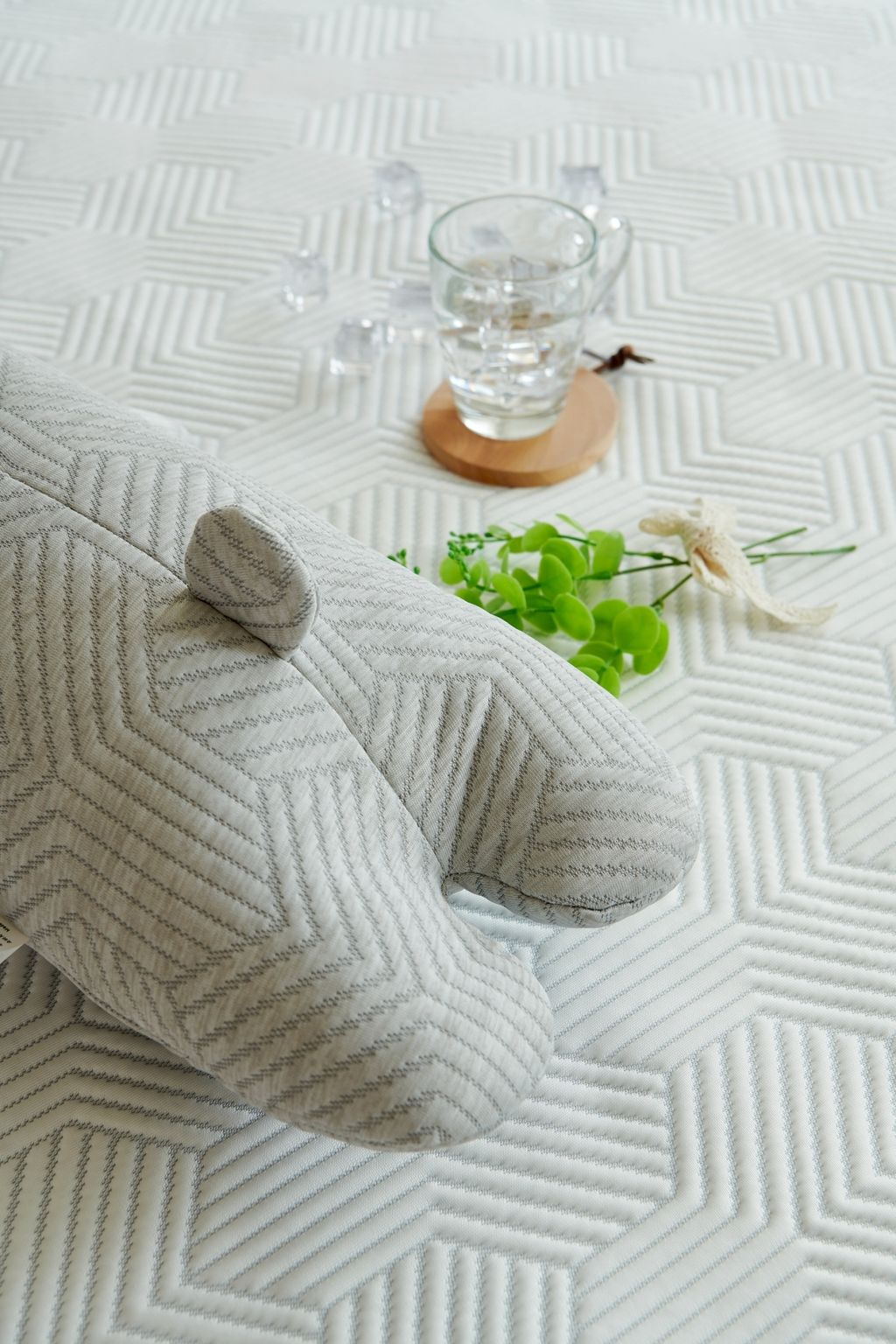 LINE_ALBUM_涼感小熊抱枕_260422_14