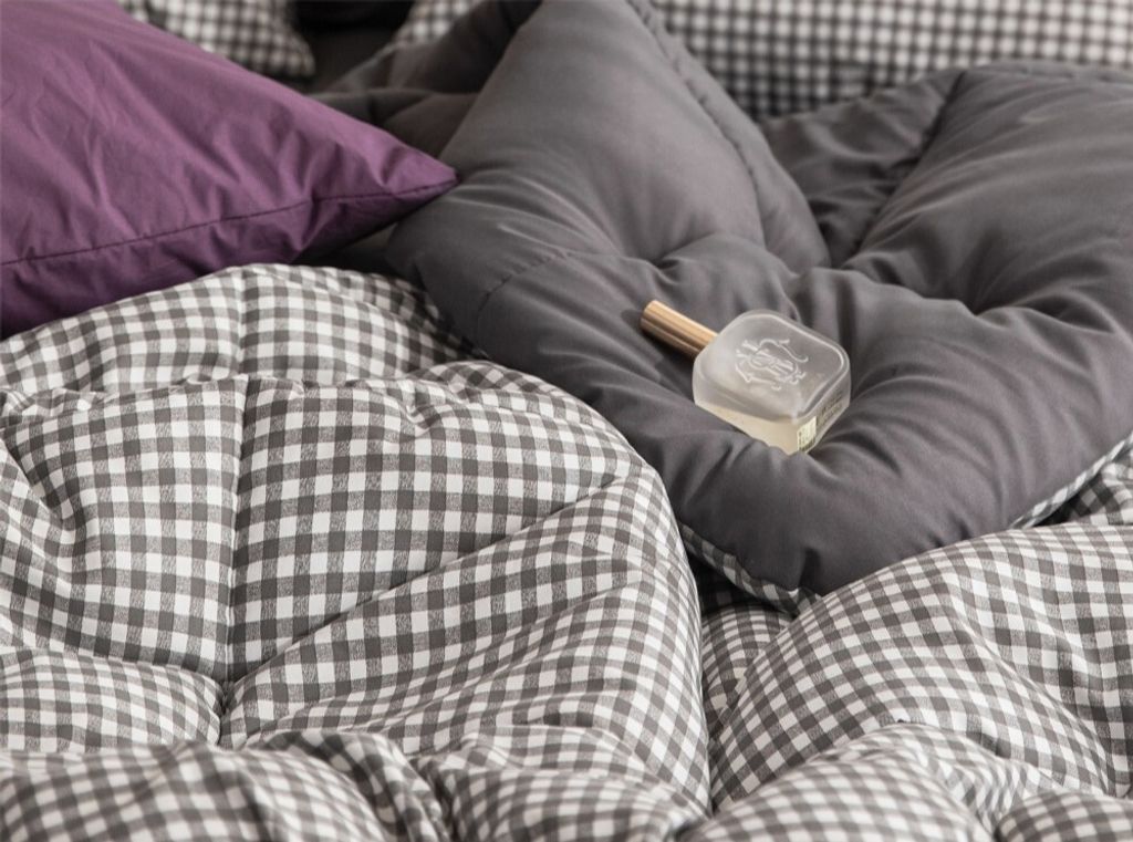 modern_check_bedding_11 (2)