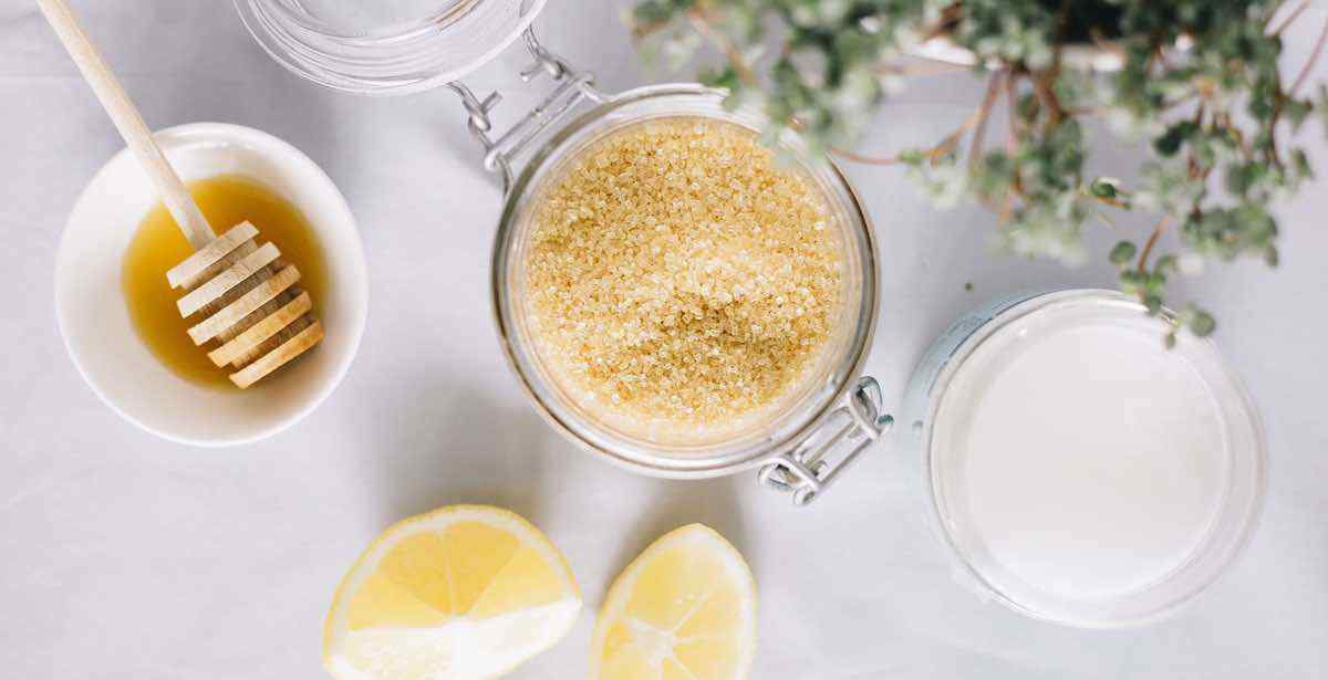 6a-skin-brightening-diy-sugar-scrub