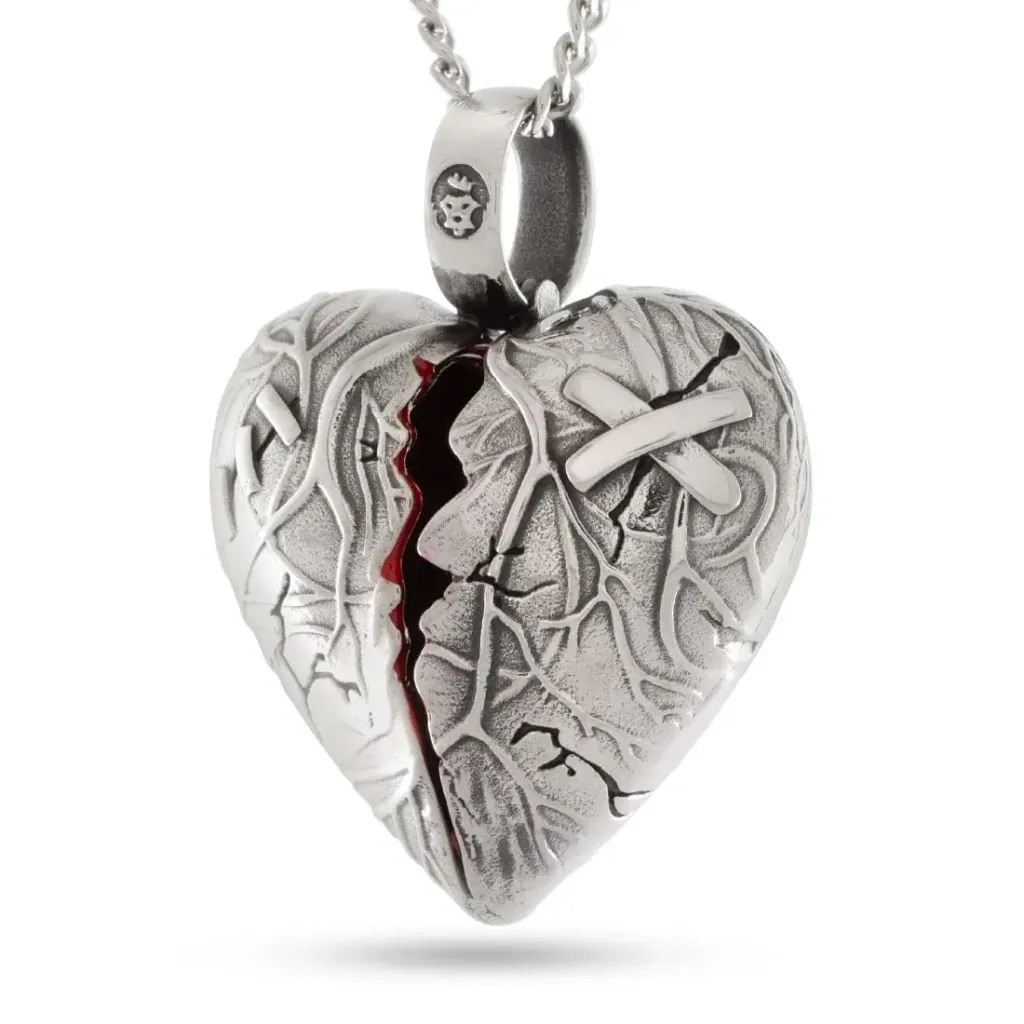 heart-of-steel-necklace-2-2-king-ice-1207621466