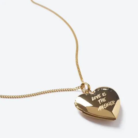 Heart_Necklace_38dffd5c-1305-4474-84f0-45a0bfa6f8d3