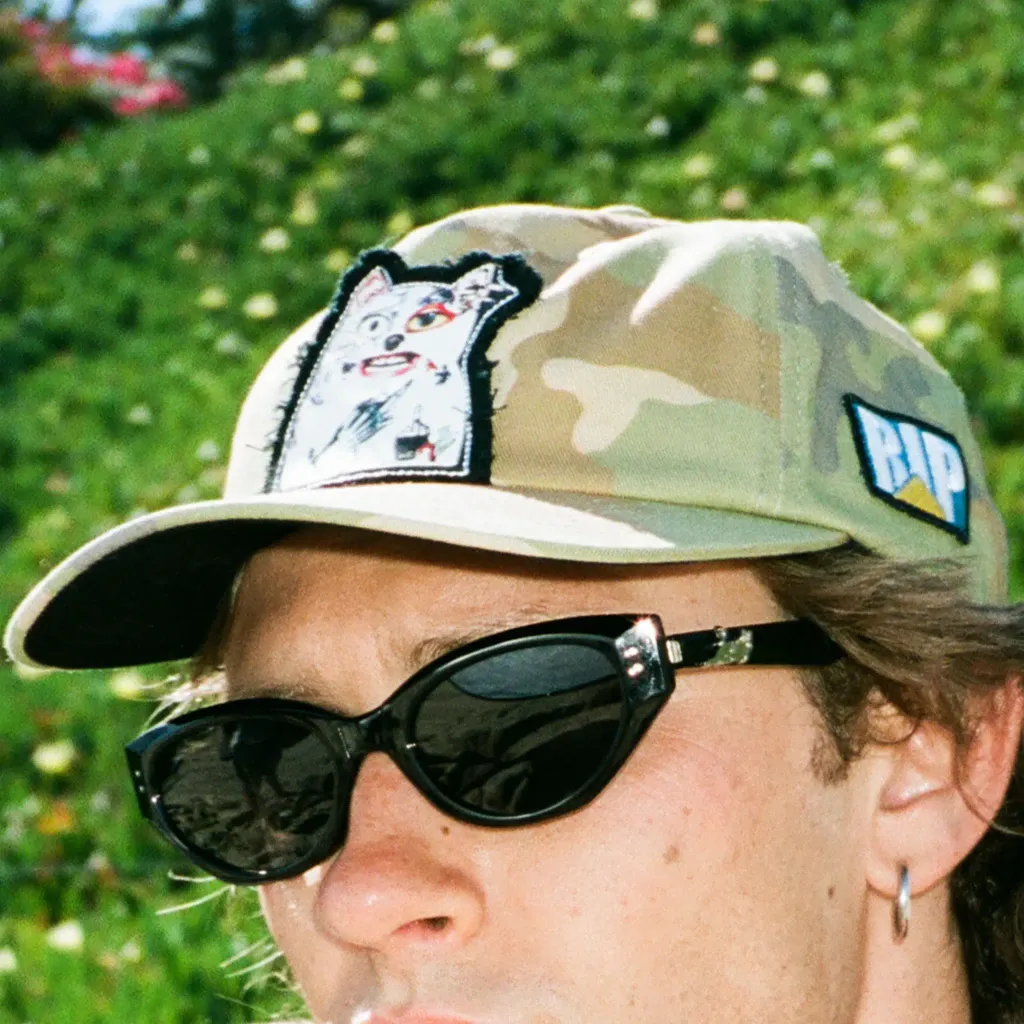 Untitled-1_0022_malesummerlookbookfilm-37