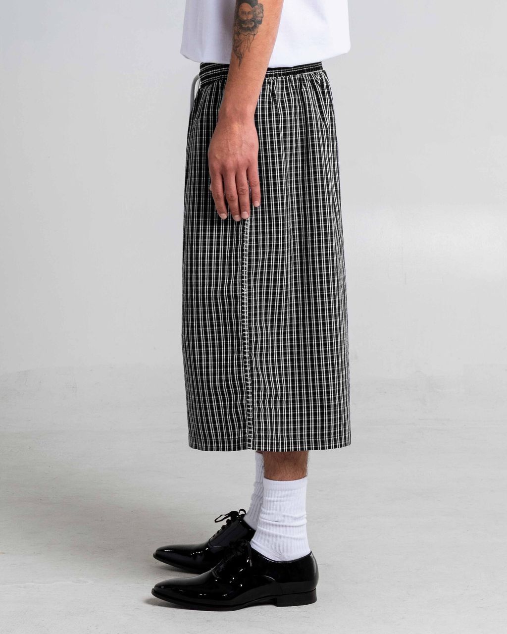 baggyplaidshorts_black_side003