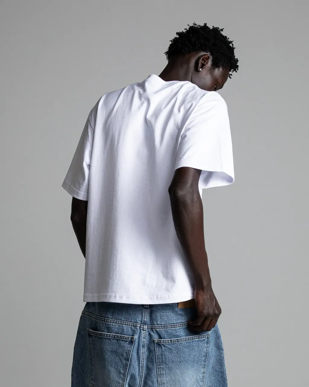 7.5ozMaxHeavyweightCroppedTee_White_Back003