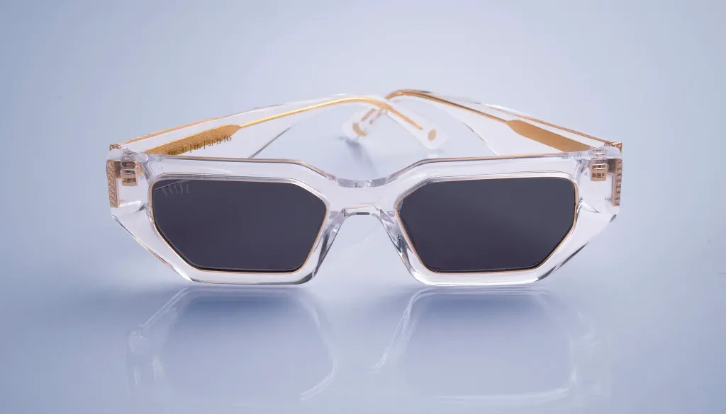 9five-vincent-clear-beauty-front