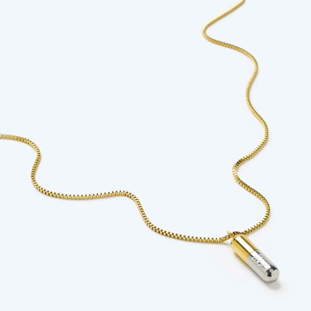 PILLCASE_NECKLACE_1800x1800