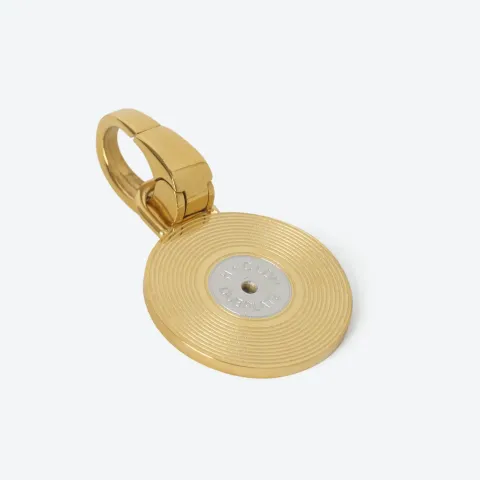 Disc_Charm_5636b446-2431-447a-93d9-5a09f7c0961c_1800x1800