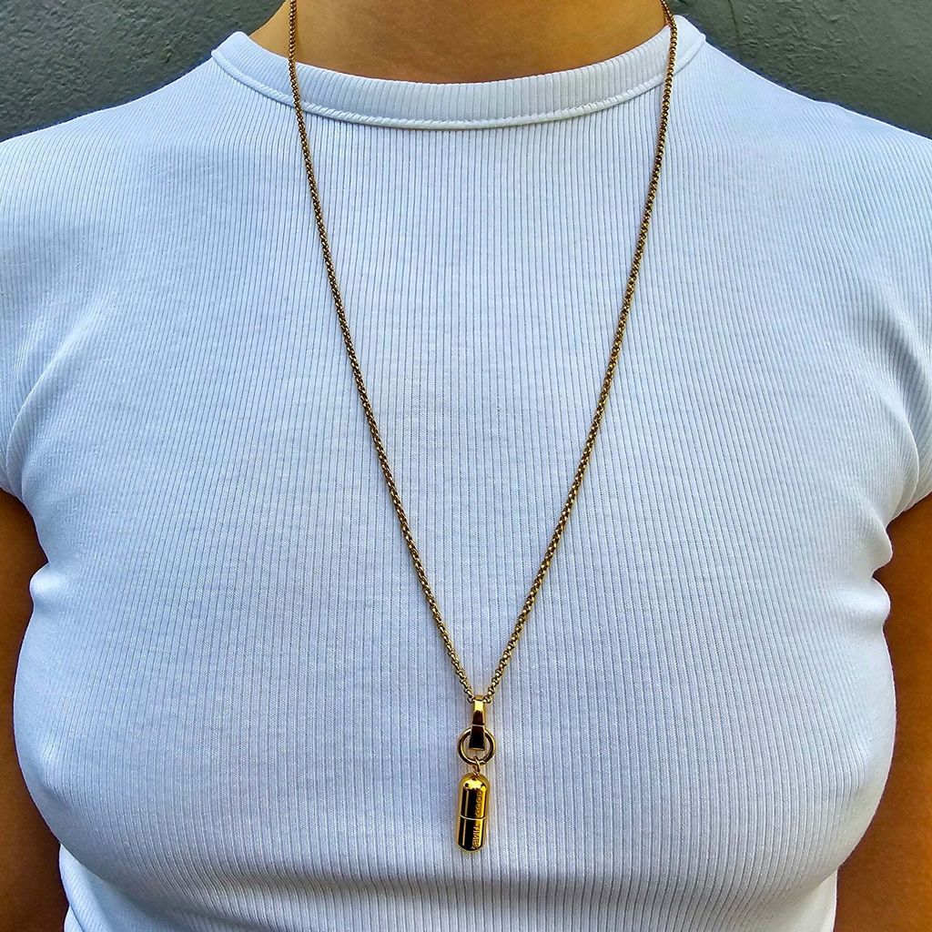 PillCharmRhi_a5a709a6-c602-4dca-94b3-701473178caf_1800x1800