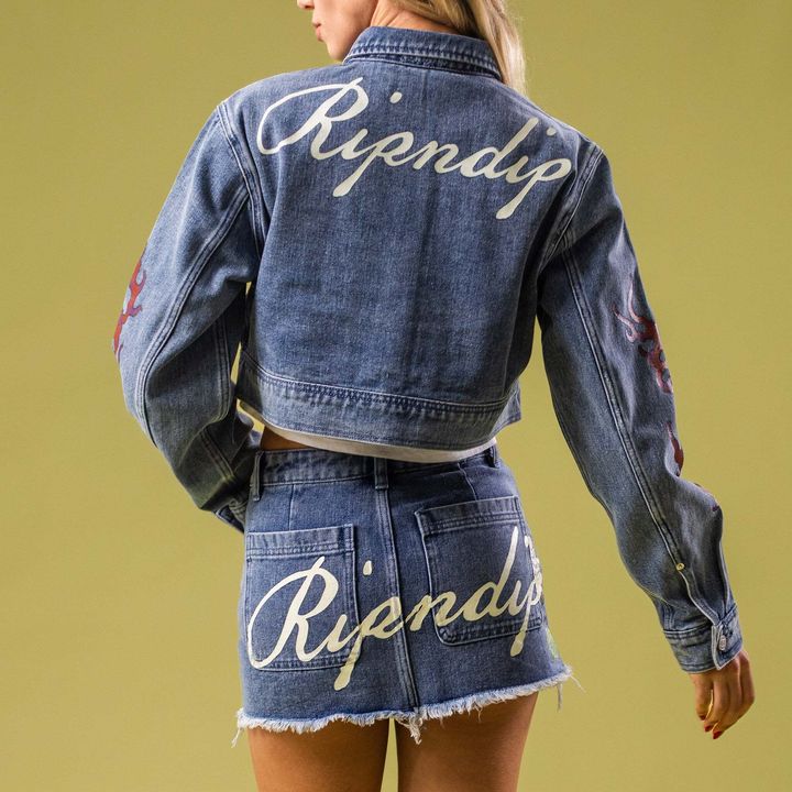 WOMENSDENIM_0001_IMG_5900_4000x4000