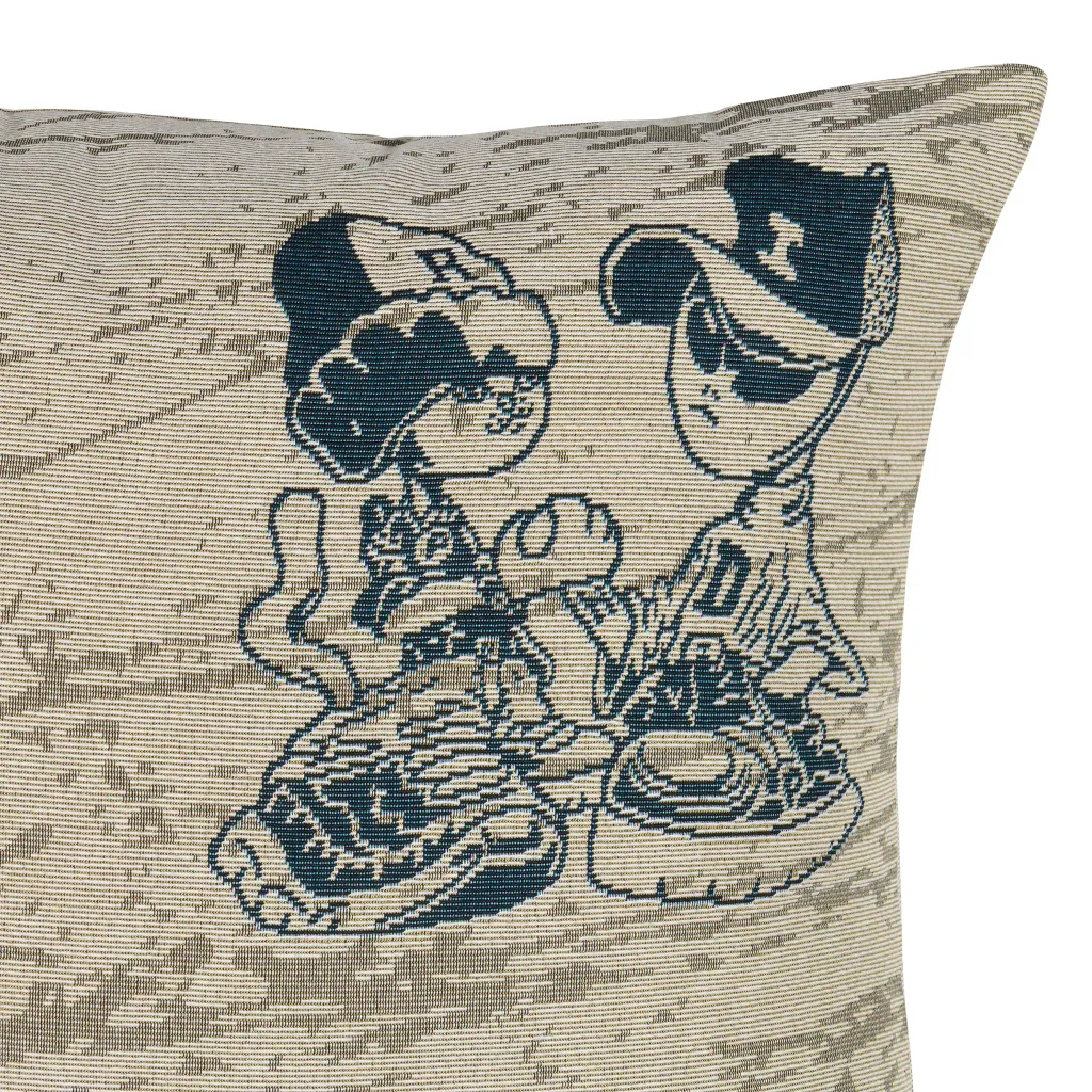 pillowwestside_0003_IMG_4813