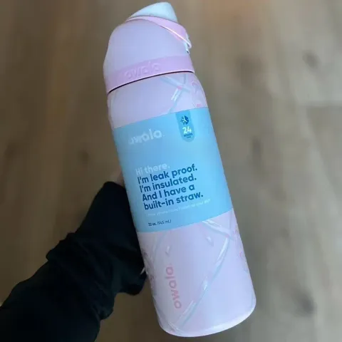 FreeSip® Award winning. Leak-proof. 24 hours cold. 56