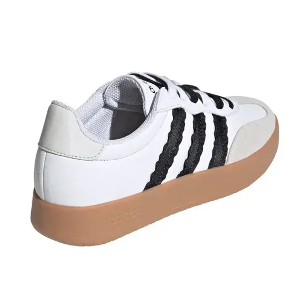 adidas Women's Barreda Shoe  22