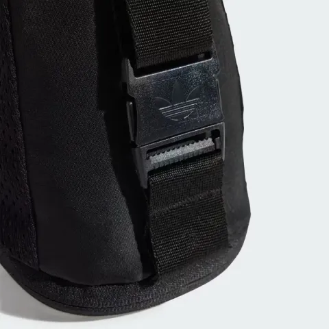 adidas men Adicolor Small Sling Bag 4