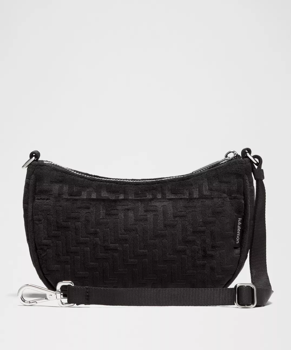 City Essentials Mini Shoulder Bag 2