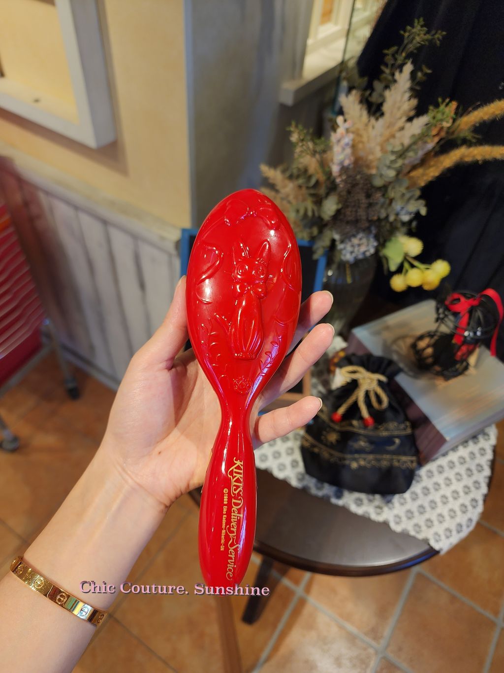 Kiki’s Delivery Service Hair Brush 魔女宅急便紅色造型梳

20240820_133800