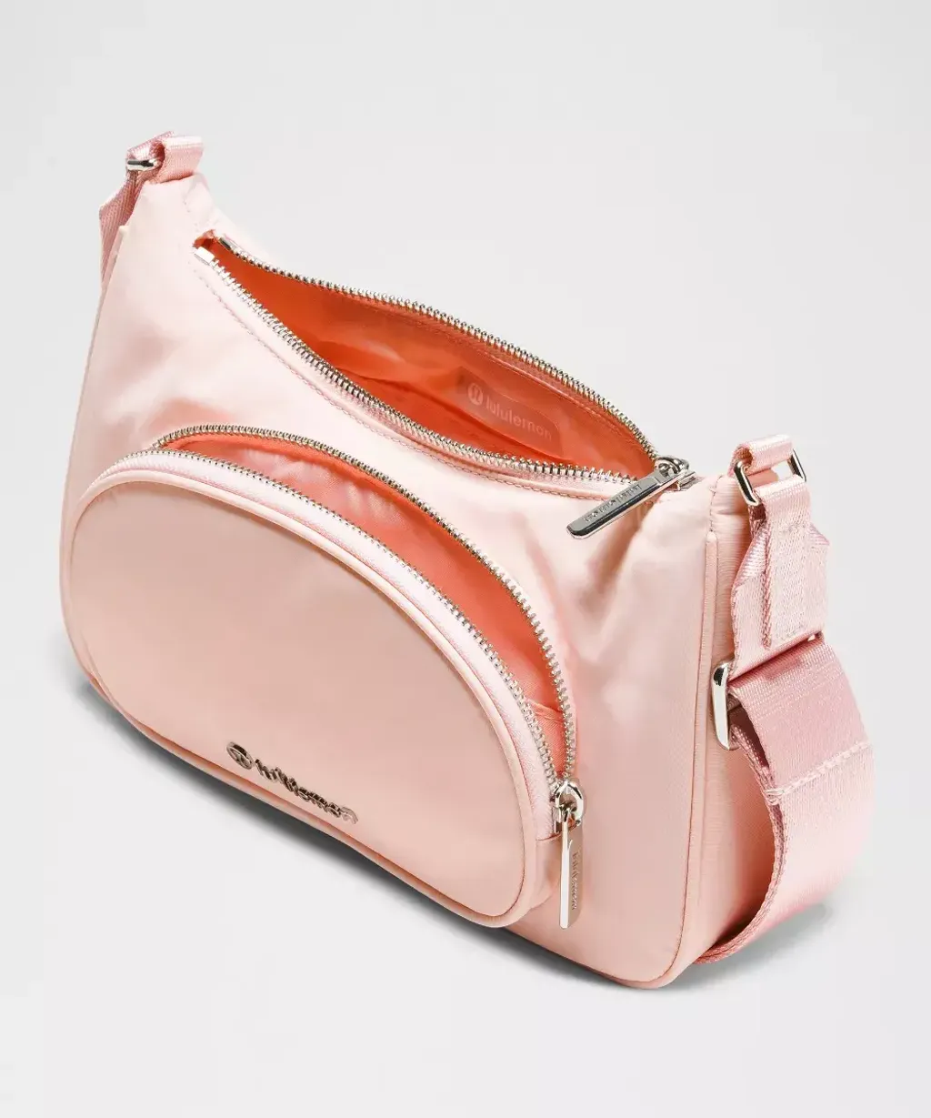 Crossbody Bag with Nano Pouch 2L  4
