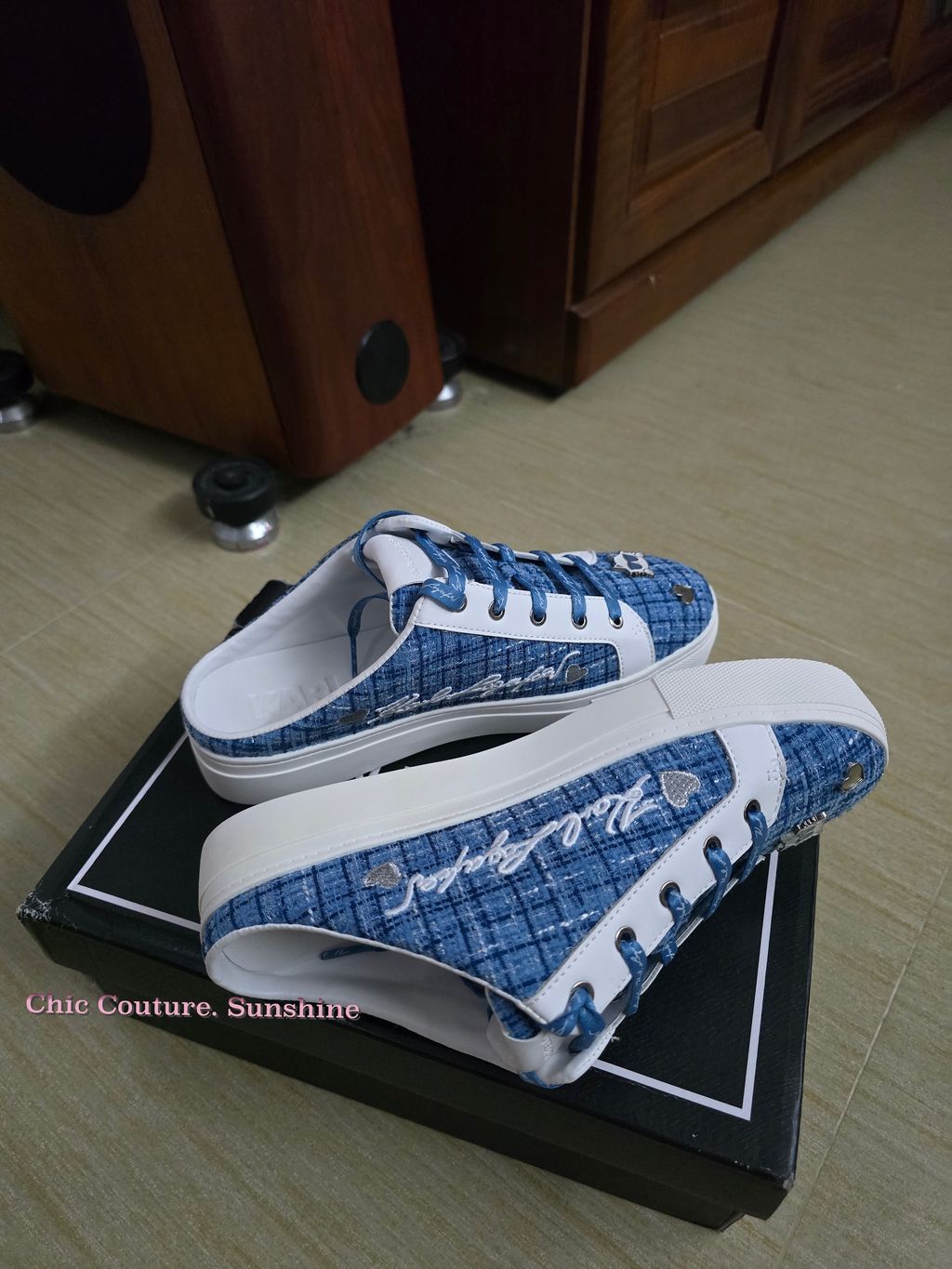 KARL LAGERFELD PARIS Women's Cambria Slide Sneakers 卡爾老佛爺藍調花呢穆勒休閒鞋

2626425_0