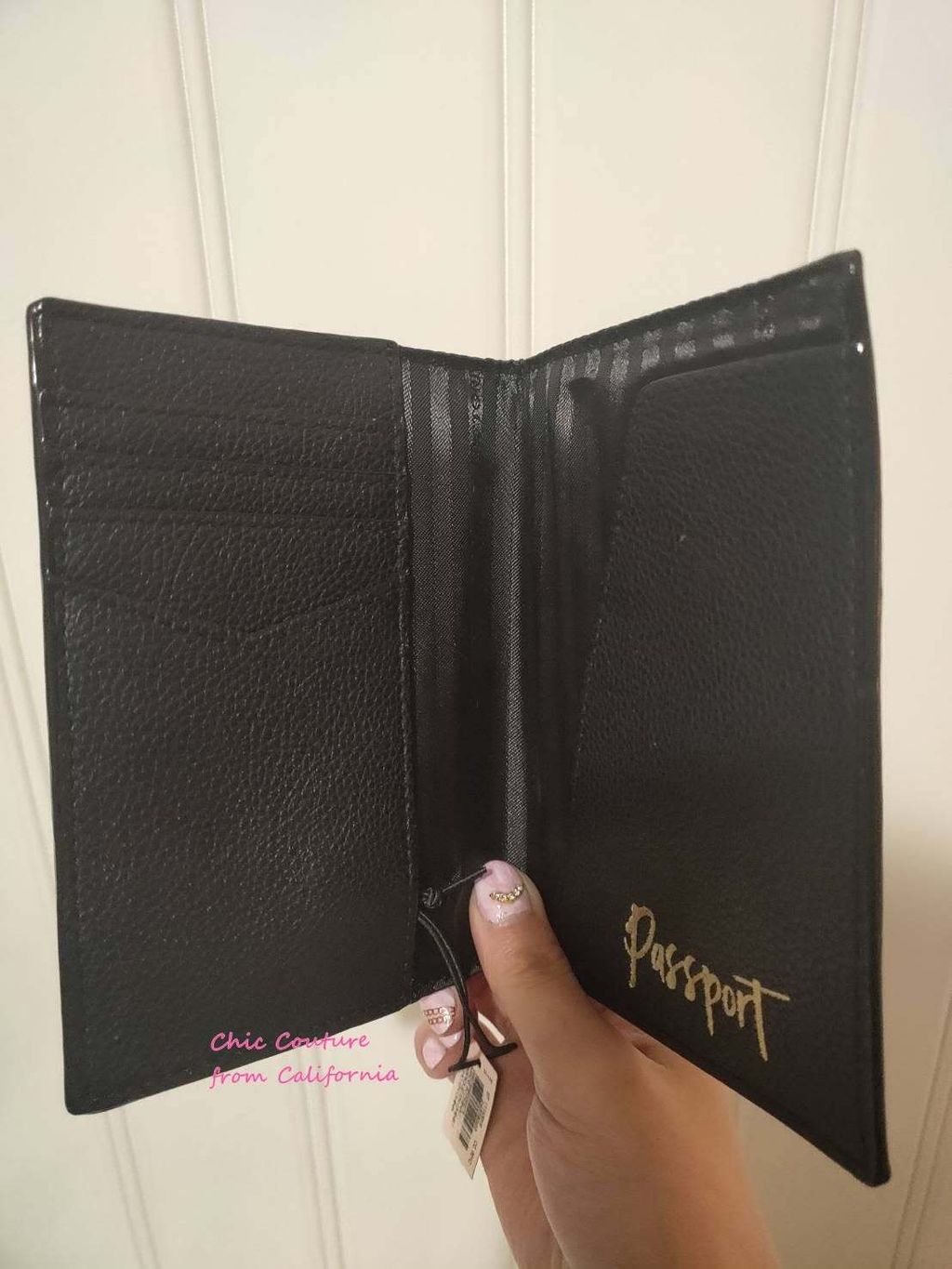 vs passport holder