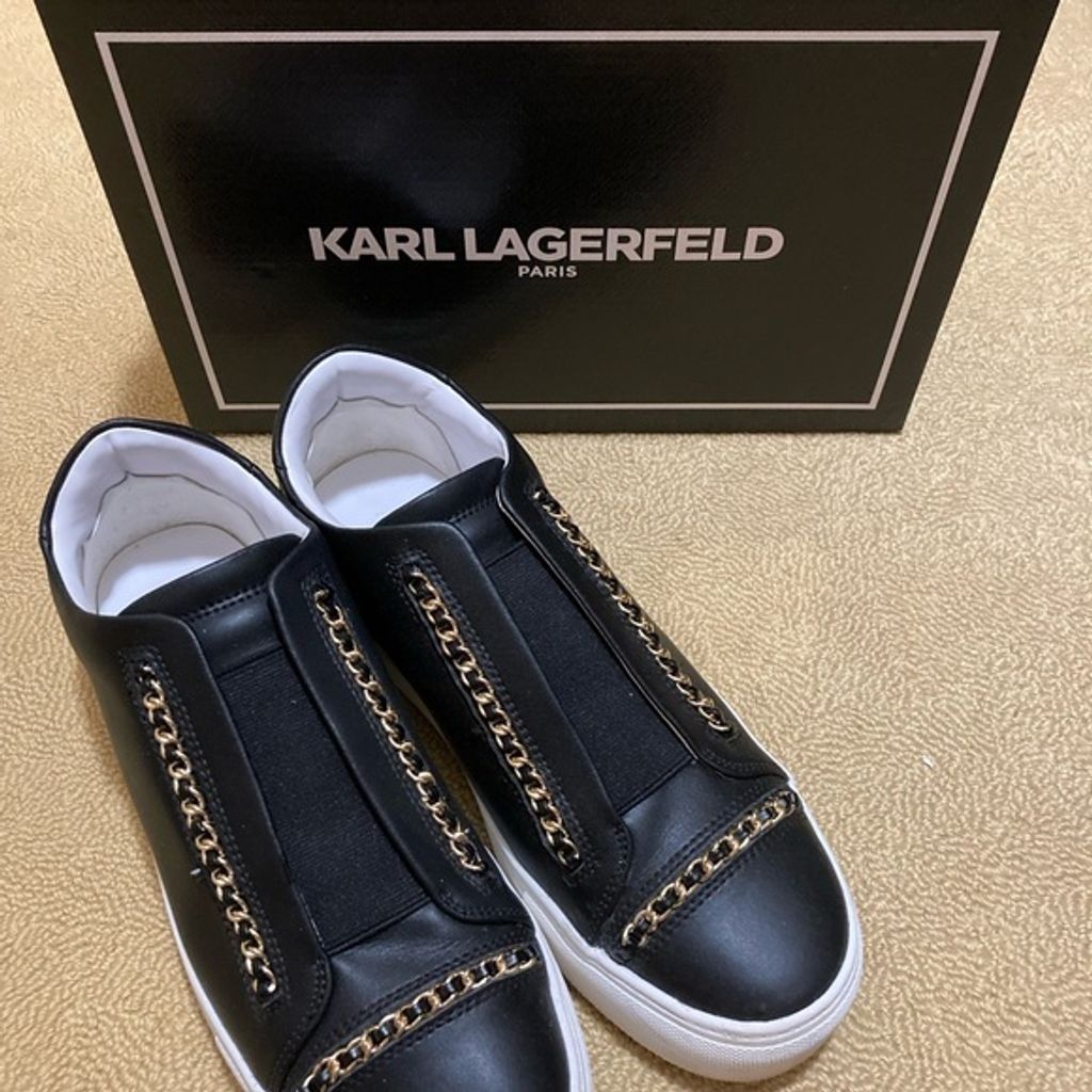 Karl Lagerfeld Crissie Leather Chain Sneakers