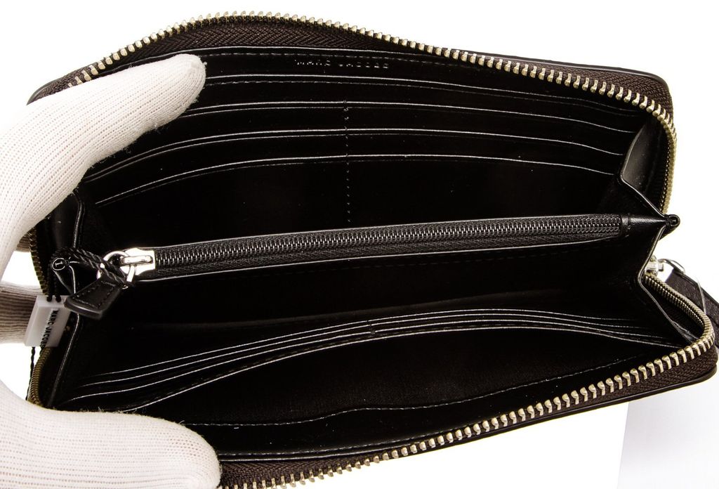Marc Jacobs Dark Gray Leather Vertical Zip-Around Wallet 3