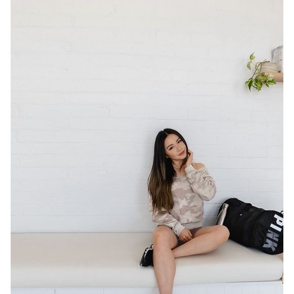 vs weekender 2