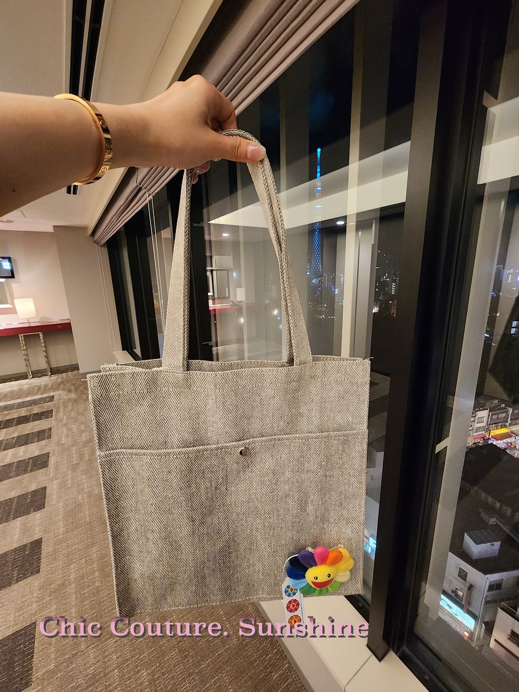 tote bag with floral keychain20240910_213601