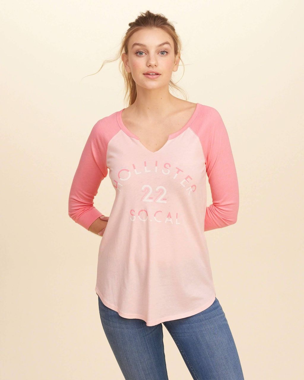 hollister Colorblock Raglan Graphic Tee $6 + tax 1