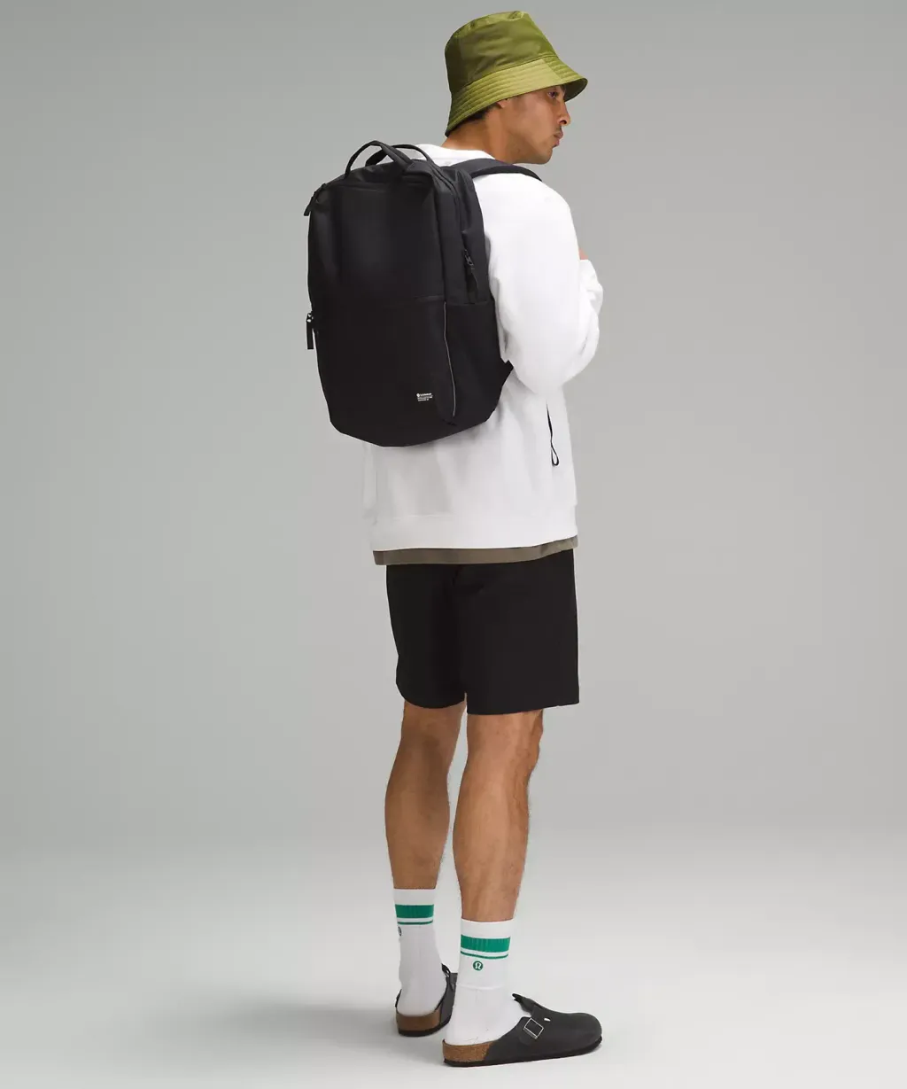 lululemon Double-Zip Backpack 22L  3