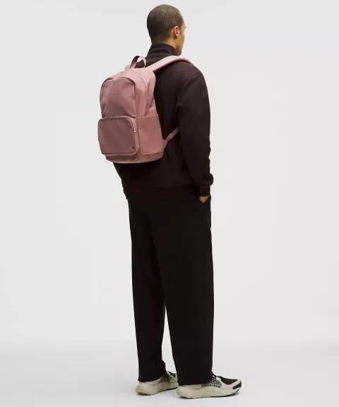 Everywhere Backpack 22L  1233