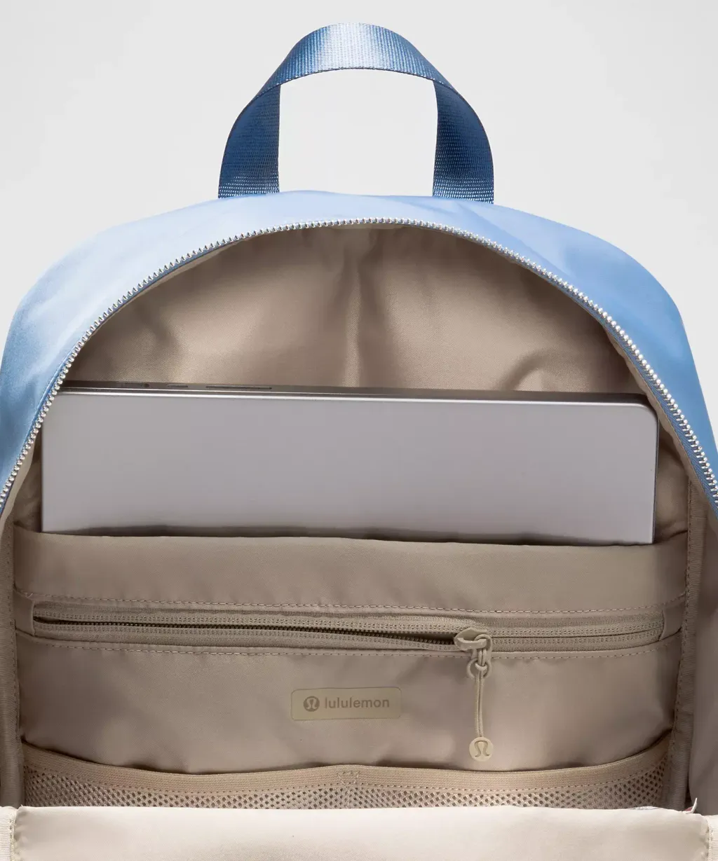 Everywhere Backpack 22L  22