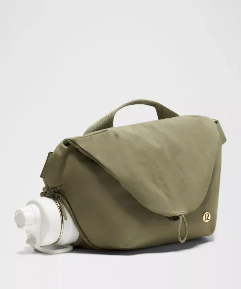 Curved Crossbody Bag 3L  25