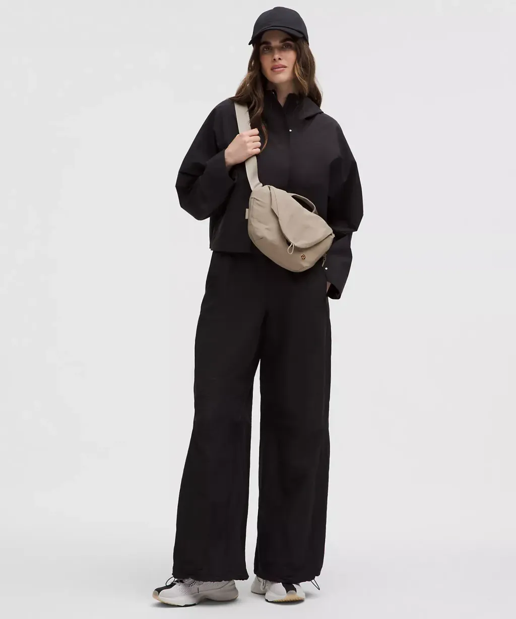 Curved Crossbody Bag 3L 