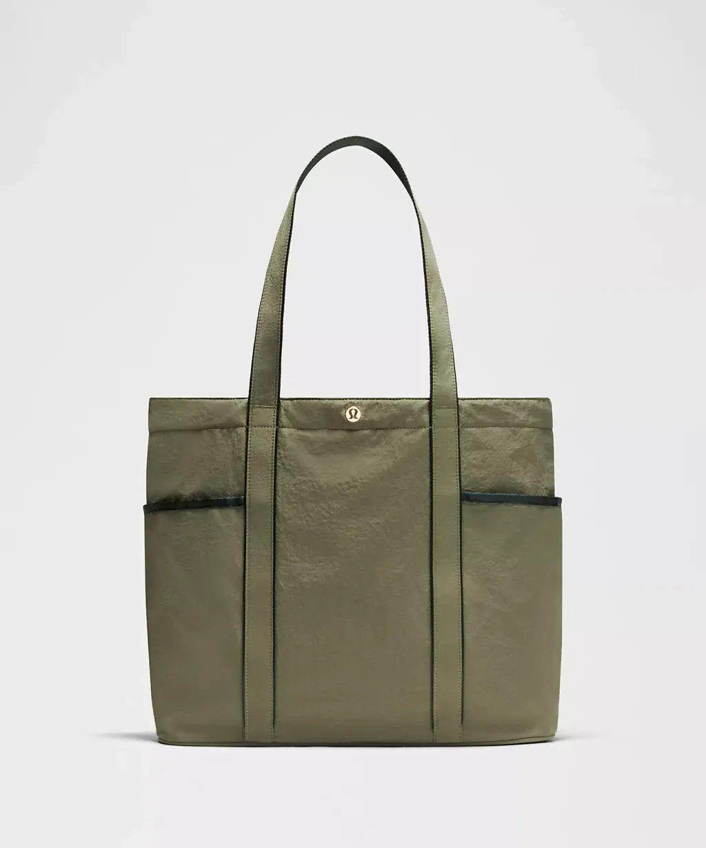 Daily Multi-Pocket Tote Bag 20L 