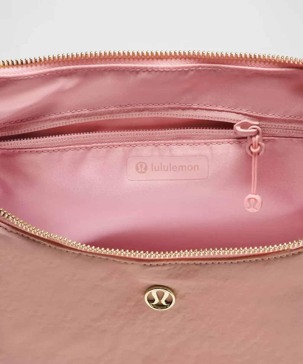 Slouchy Sling Bag 6L Metal Hardware 0