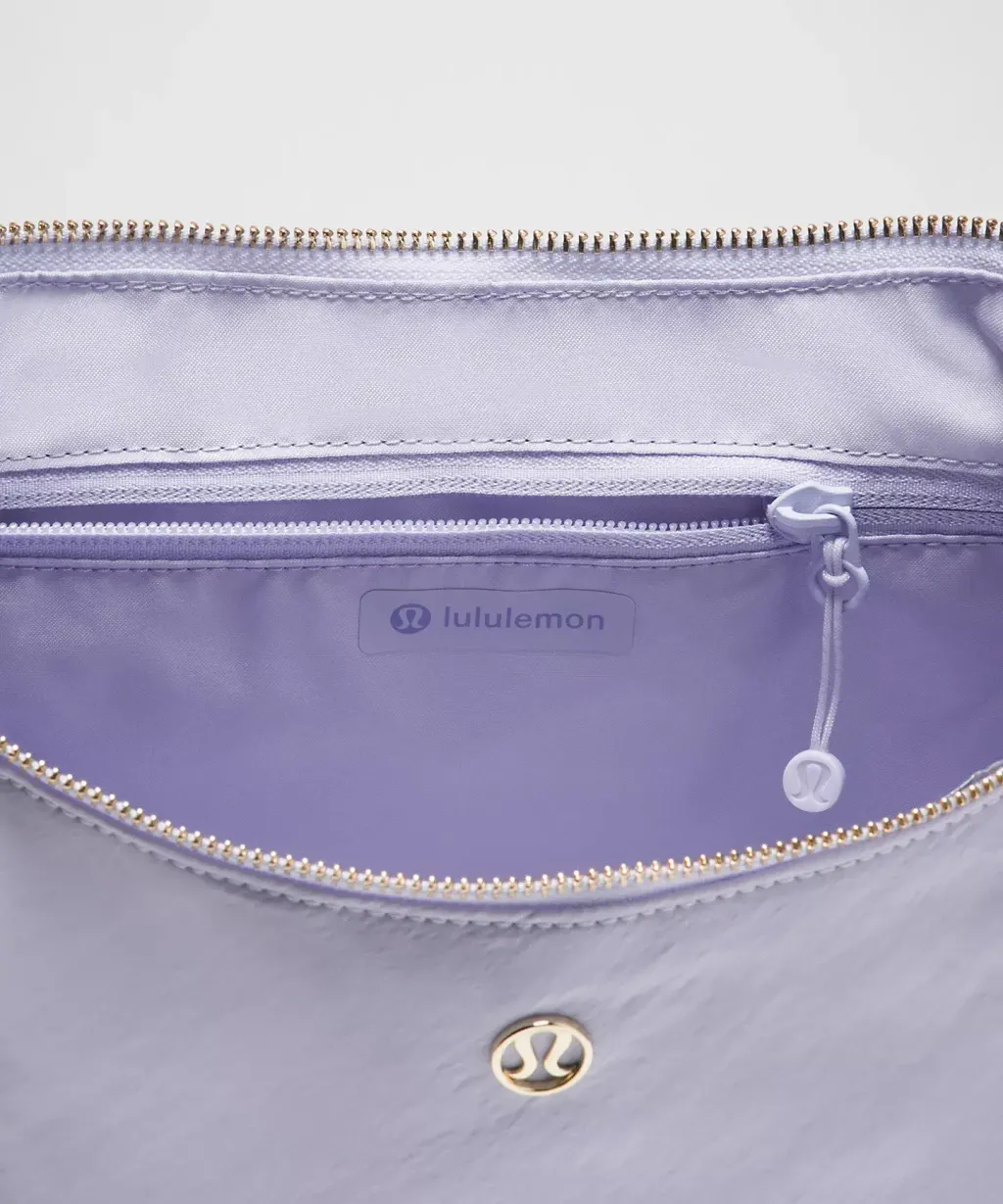 Slouchy Sling Bag 6L Metal Hardware 5