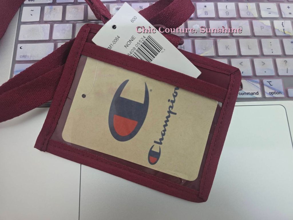 Champion  Lanyard Wallet
2490364