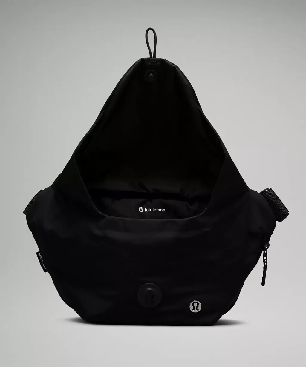 Curved Crossbody Bag 3L  lululemon 26