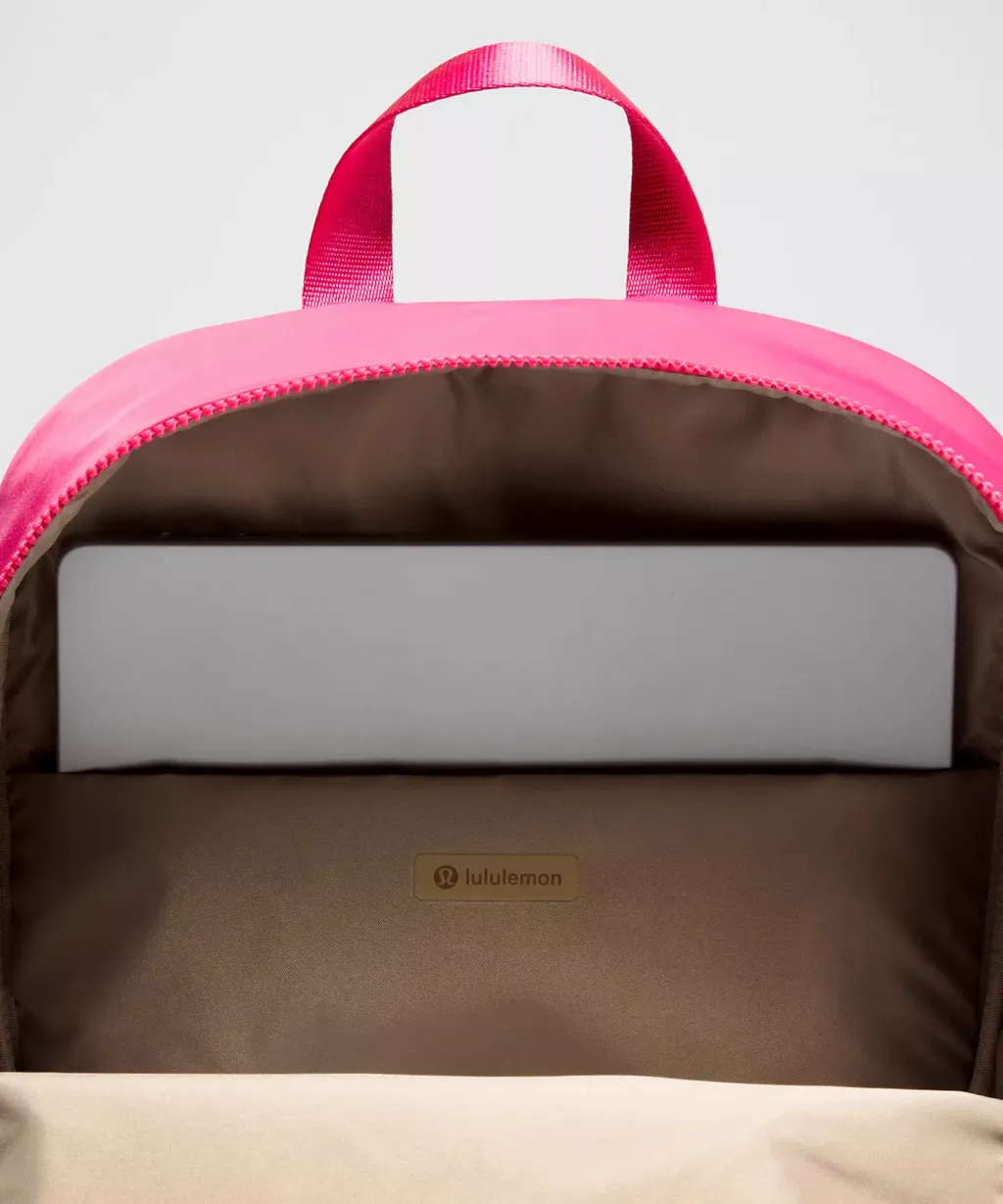 Everywhere Backpack 22L lululemon 2 5